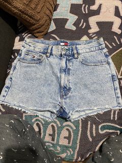 (Category: ) located in . Submitted by jaelayacan21 (Listing ID 1422568013, Image 1). Description: .