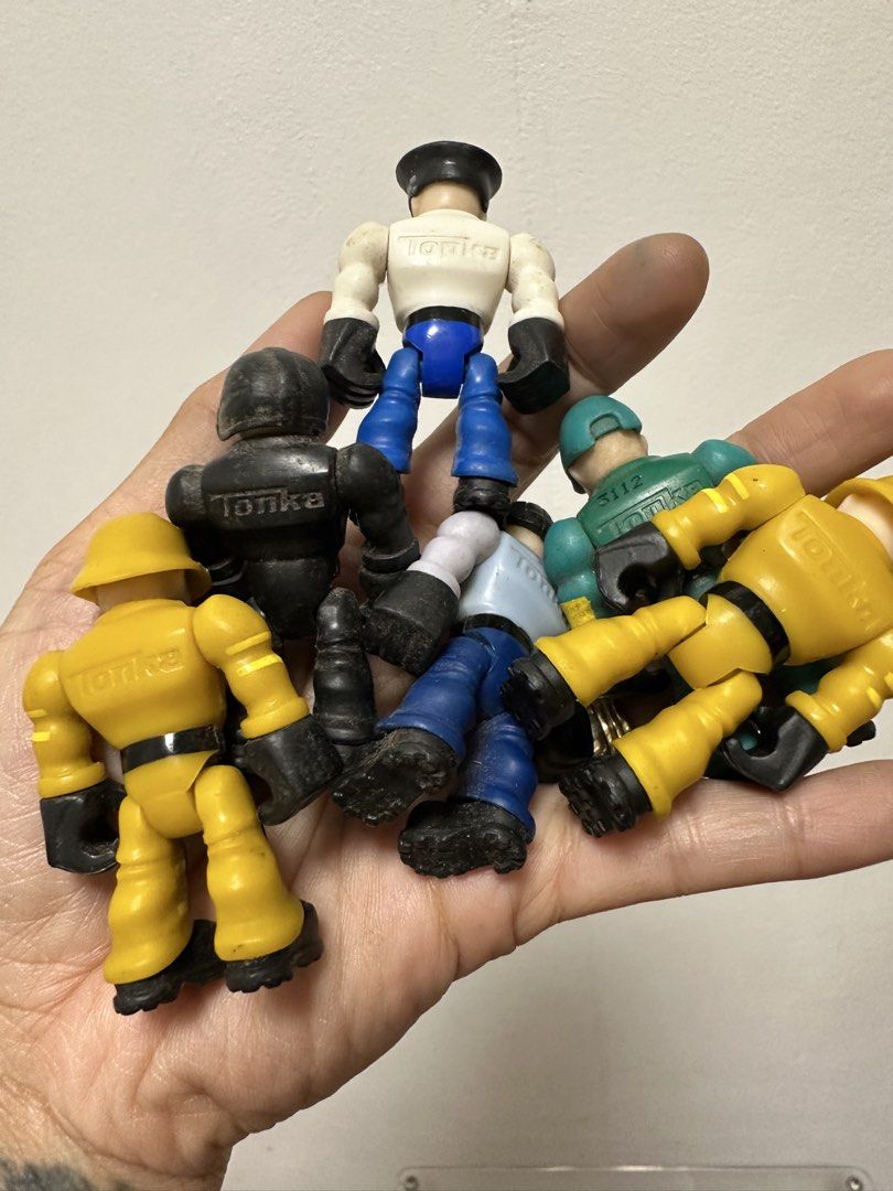 Tonka Rescue Force Toy Figures bundle (Category: Action & Battle Toys) located in Manila. Submitted by eiya.love (Listing ID 1422594362, Image 2). Description: missing shoes yung 3 figures. please see photos for details.
