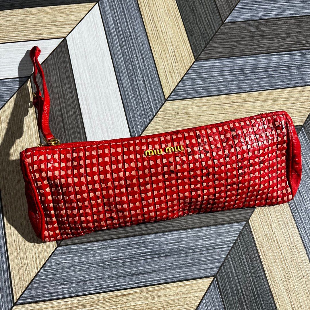 Vintage Miu Miu Pouch (Category: Luxury Bags & Wallets) located in Daraga. Submitted by th3cliquejunks (Listing ID 1422668501, Image 1). Description: Vintage Miu Miu Pouch Authentic Verygood Condition No major flaw Check all posted pics 2,180 Dm.