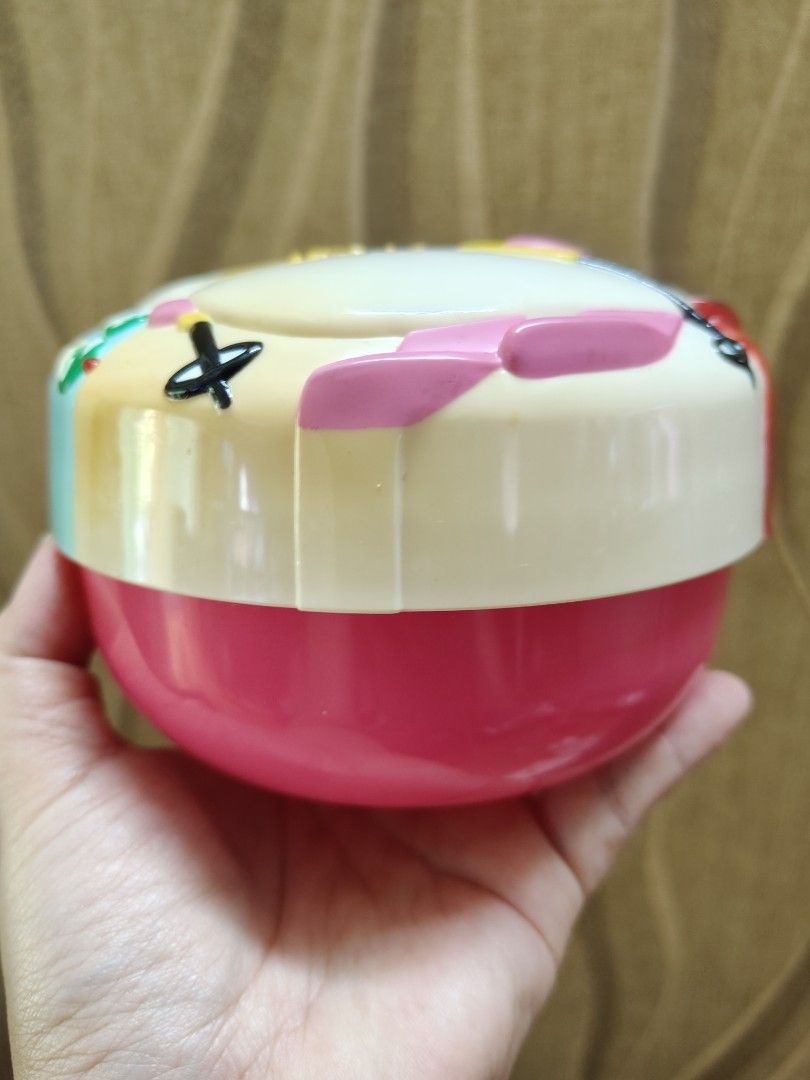vintage Sanrio Hello Kitty Container with paint issues (Category: Food Organization & Storage) located in Santa Rosa. Submitted by mmps249.1 (Listing ID 1422644511, Image 2). Description: with paint issues - please check pictures Crossposted Mine now, pay now shipping courier: JRS only Gcash payment upon order No reservations.