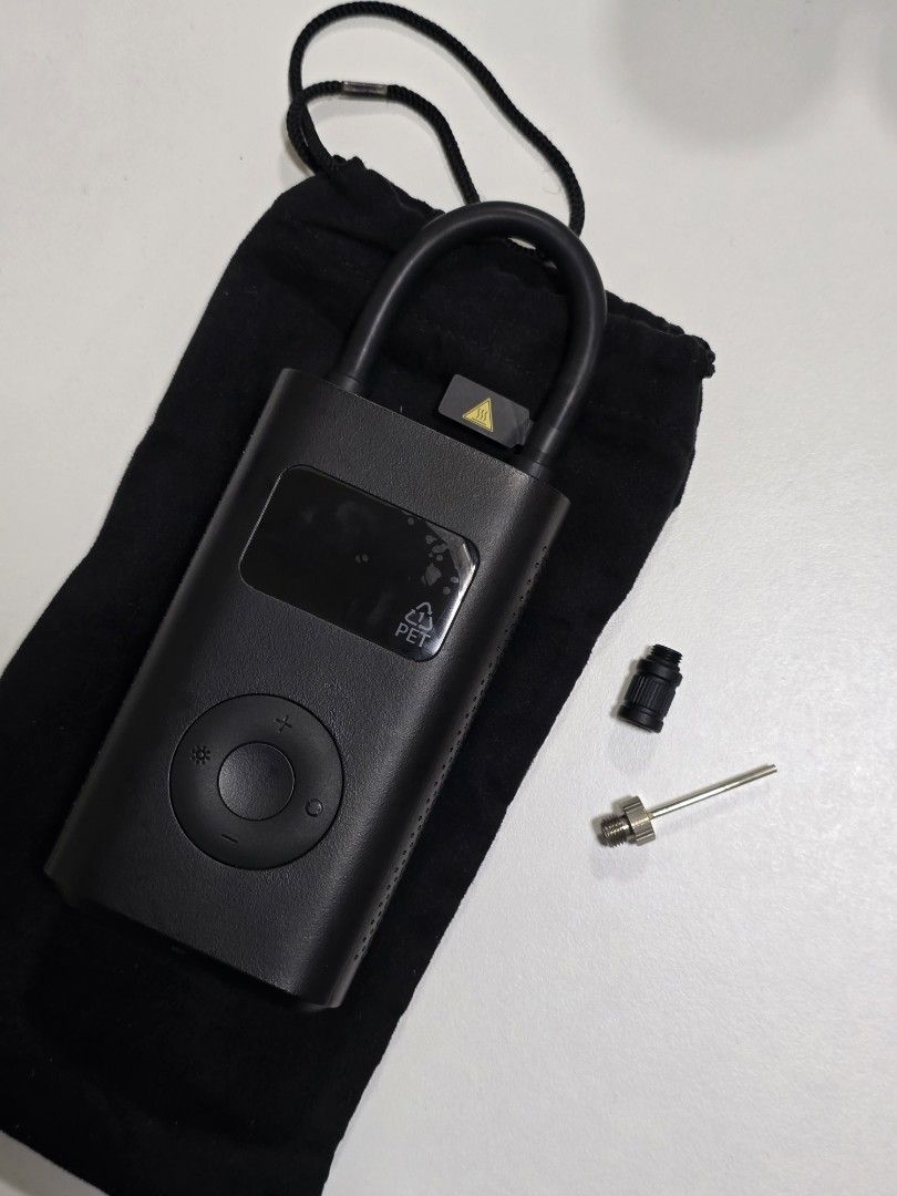Xiaomi Portable Electric Air Compressor 1 (Category: Home Improvement Tools & Accessories) located in Manila. Submitted by zeal_finesight (Listing ID 1422634930, Image 1). Description: - Xiaomi Portable Electric Air Compressor - Comes with a carrying pouch and accessories Slightly used only .