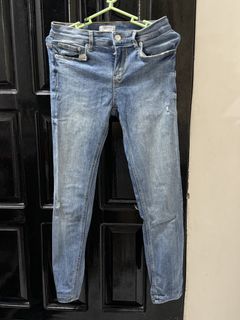 (Category: ) located in . Submitted by nmbpreloved (Listing ID 1422588159, Image 1). Description: .