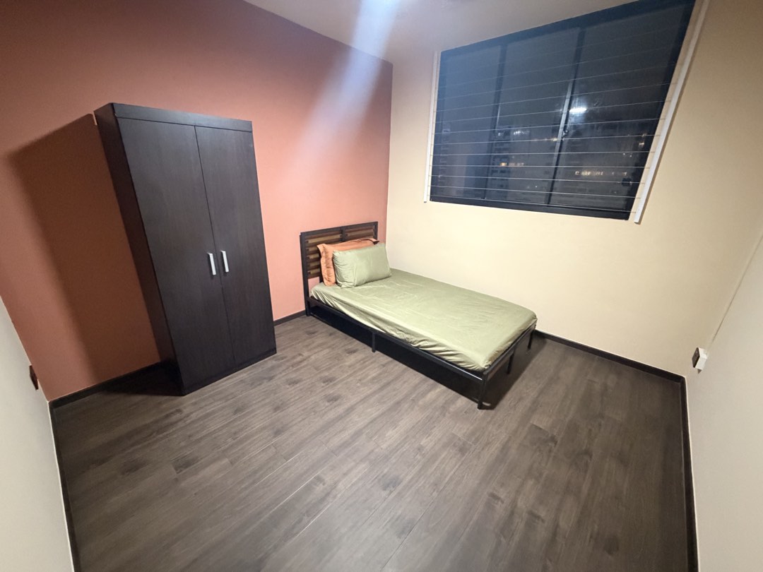 (Category: ) located in . Submitted by jasper_90 (Listing ID 1422762389, Image 1). Description: .