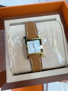 (Category: ) located in . Submitted by millen.outlet (Listing ID 1422837258, Image 1). Description: .