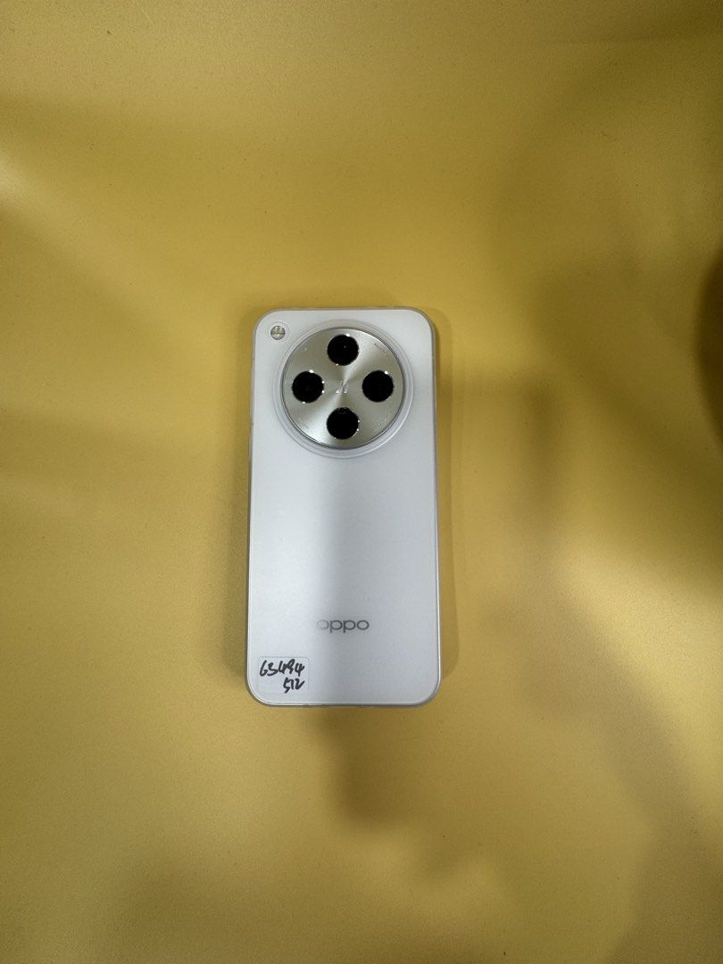 有盒全套 Oppo find x8 16+512gb 白色 （分類：OPPO）位於 Hong Kong。 由 okfixstudio 提交（商品編號 1422797793，圖片 3）。簡介： 全原裝！所有功能正常！ 旺角實體門市交收！支持順豐/lalamove寄貨！均提供門市保養！ 支持以舊換新！性價比極高！自用一流！ 接受現金/fps/alipayhk/payme 還支持信用卡付款（信用卡需付3%手續費） All original parts! Fully functional! Mong Kok physical store for in-person pickup! Supports SF Express/Lalamove delivery! Store warranty provided for both! Supports trade-in! Great value for money! Perfect for personal use! Accepts cash, FPS, 