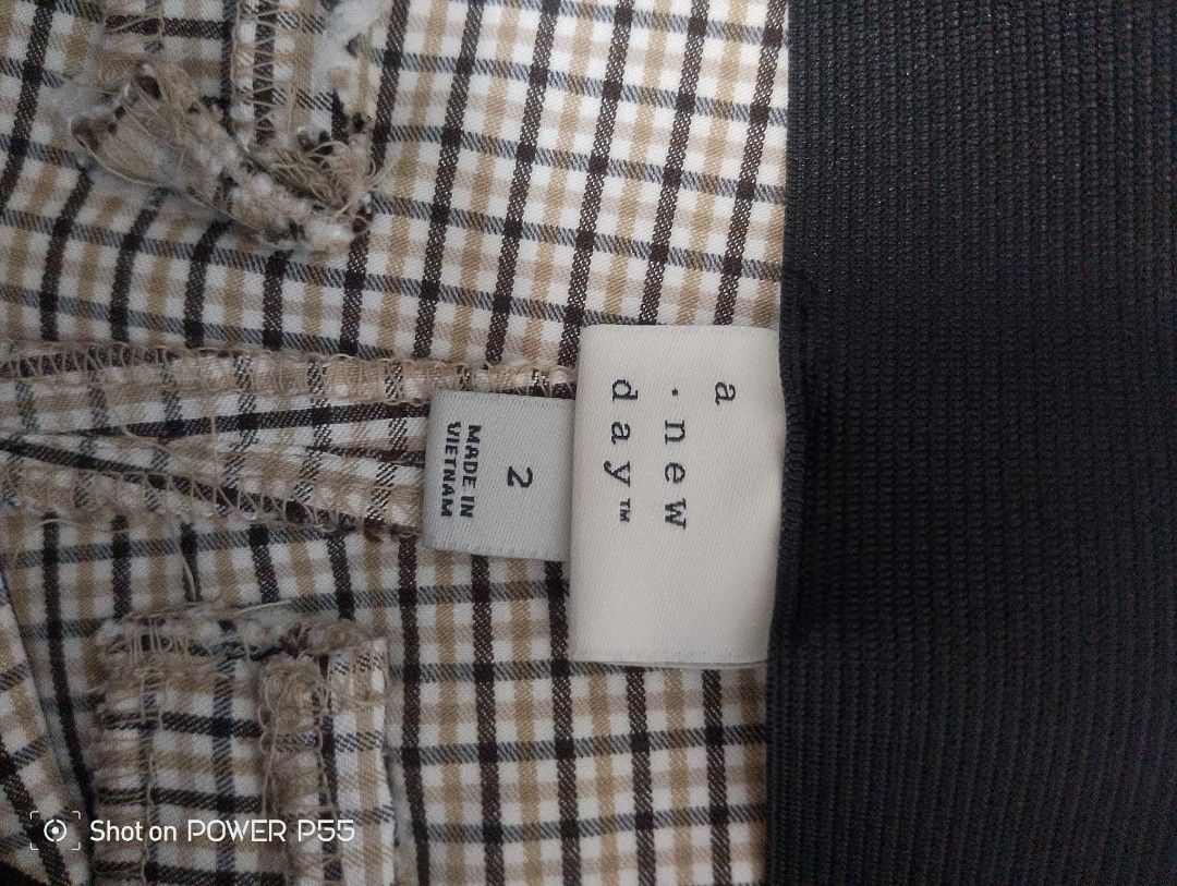 A New Day Plaid Pants Size 2 (Category: Other Bottoms) located in Binan City. Submitted by stuffshop29 (Listing ID 1422824223, Image 2). Description: - A New Day plaid pants - Size: 2 - Features: Side zipper detail, pockets - Made in Vietnam - Versatile neutral color palette.