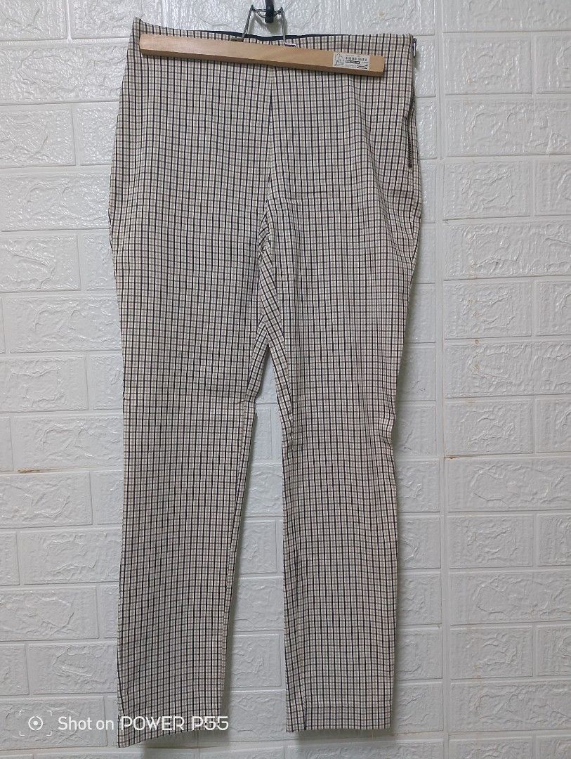 A New Day Plaid Pants Size 2 (Category: Other Bottoms) located in Binan City. Submitted by stuffshop29 (Listing ID 1422824223, Image 1). Description: - A New Day plaid pants - Size: 2 - Features: Side zipper detail, pockets - Made in Vietnam - Versatile neutral color palette.