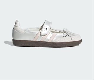 (Category: ) located in . Submitted by jhappyclothes (Listing ID 1422740742, Image 1). Description: .