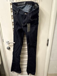 （分類：）位於 。 由 kclau123 提交（商品編號 1422864133，圖片 1）。簡介： 。