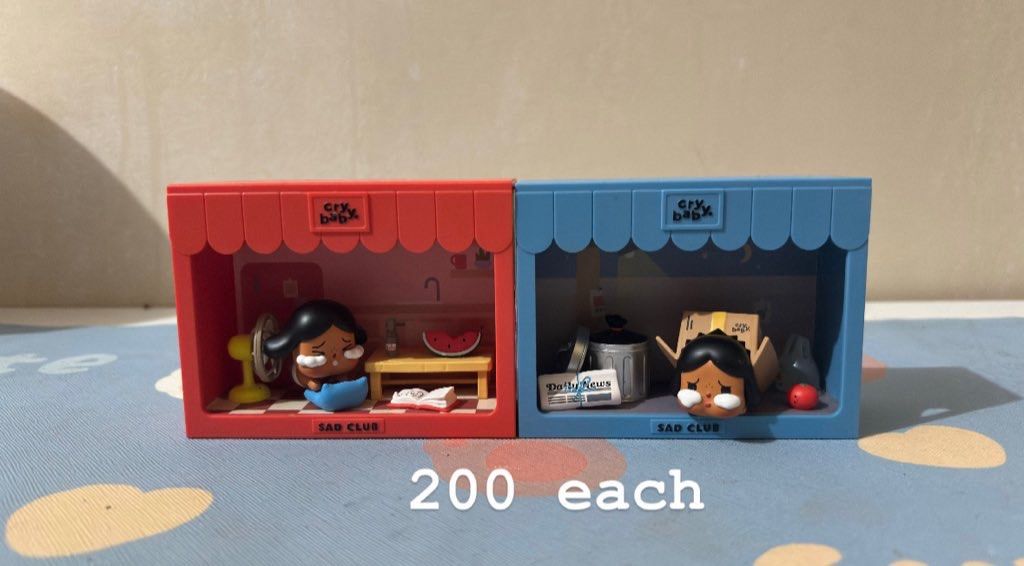 Assorted Designer Figures (Category: Toys & Games) located in General Trias. Submitted by micsyyyyy (Listing ID 1422769708, Image 2). Description: comes with box and foil zsiga does not have any box mod: j&t mop: gcash & bank transfer .