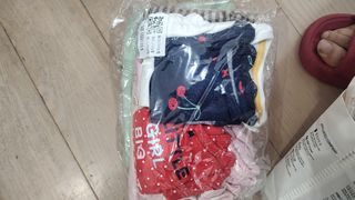 （分類：）位於 。 由 jpdusam 提交（商品編號 1422815952，圖片 1）。簡介： 。