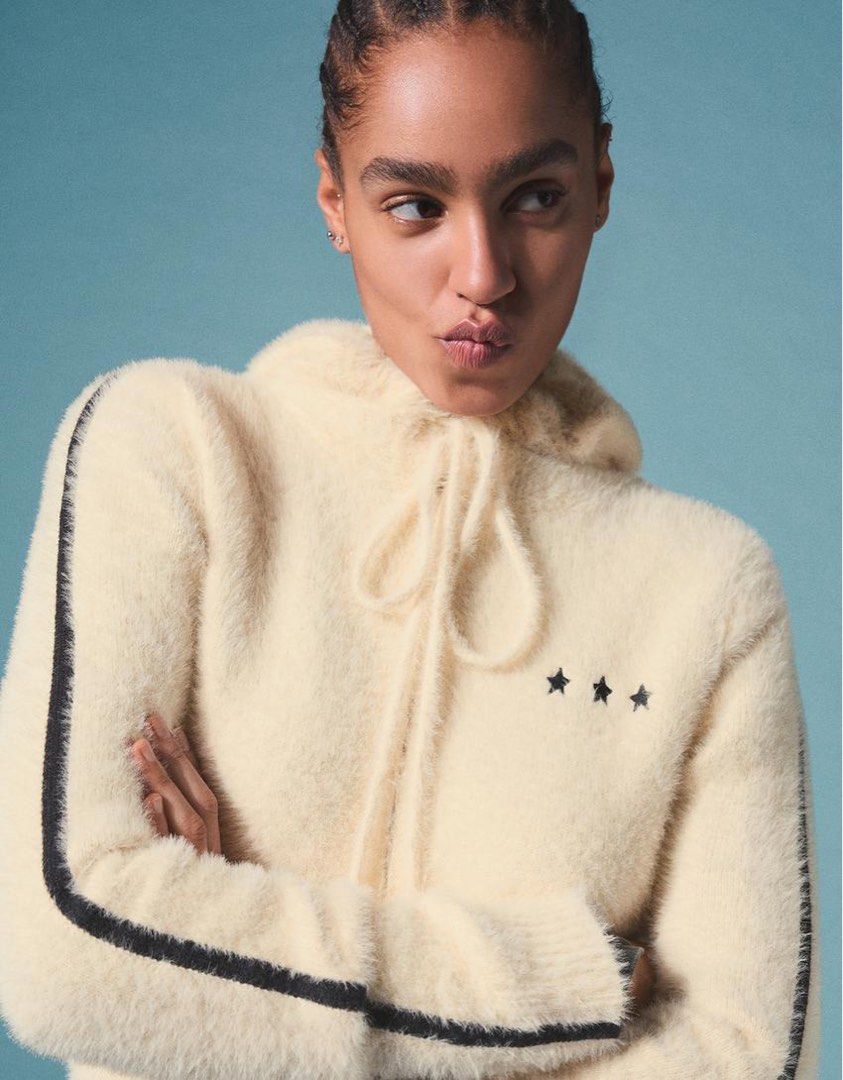Bershka Embroidered Zip Up Jacket - Cream (Category: Coats, Jackets and Outerwear) located in Bulacan. Submitted by modamuze (Listing ID 1422833590, Image 2). Description: SALE: ₱1,695 BEFORE: ₱2,795 ON-HAND ☑️ Size XS.