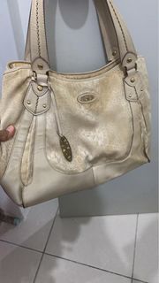 (Category: ) located in . Submitted by dayah56 (Listing ID 1422723153, Image 1). Description: .