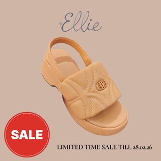 (Category: ) located in . Submitted by shopwithellie (Listing ID 1422791755, Image 1). Description: .