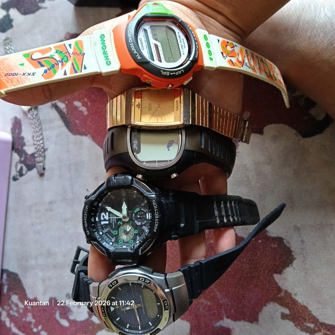 Bundle Watch (Category: Watches) located in Kuantan. Submitted by izzathamid1990 (Listing ID 1422741344, Image 1). Description: jam bundle casio, g-shock, seiko dan polar. casio digital bawah ada putus, g-shock, casio oren dan seiko kena tukar bateri, polar kena tukar bateri dan polarizer sebab ada bleeding. polar jam untuk sukan dari finland.