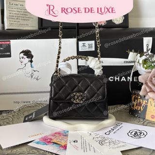 (Category: ) located in . Submitted by rosedeluxe.boutique (Listing ID 1422781911, Image 1). Description: .