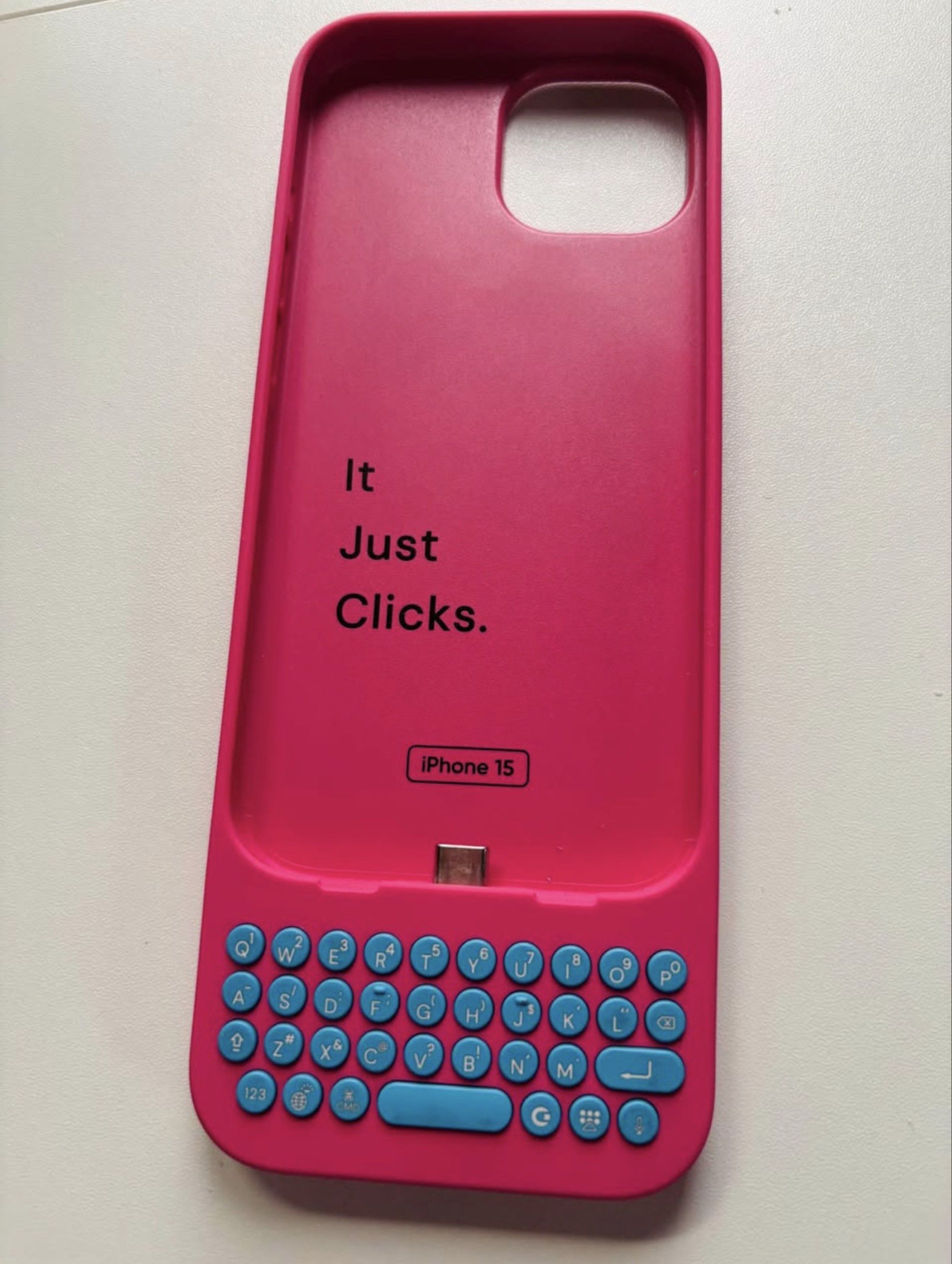 Clicks Keyboard for iPhone 15 (Category: Other Mobile & Gadget Accessories) located in Marikina City. Submitted by declutterchest (Listing ID 1422734571, Image 3). Description: Clicks Keyboard pink for iPhone 15 Available for lalamove delivery Marikina.