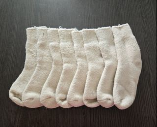 (Category: ) located in . Submitted by ms_preloved (Listing ID 1422747479, Image 1). Description: .