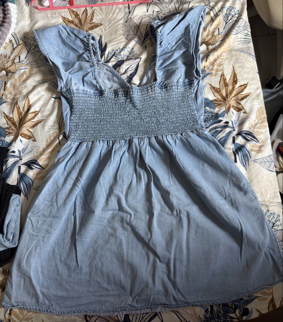 Denim Summer Dress (Category: Dresses) located in Mandaluyong City. Submitted by thv_bwee (Listing ID 1422799544, Image 2). Description: Brand New - Never been used Medium to Large Original - Bought from retail store abroad + sf.