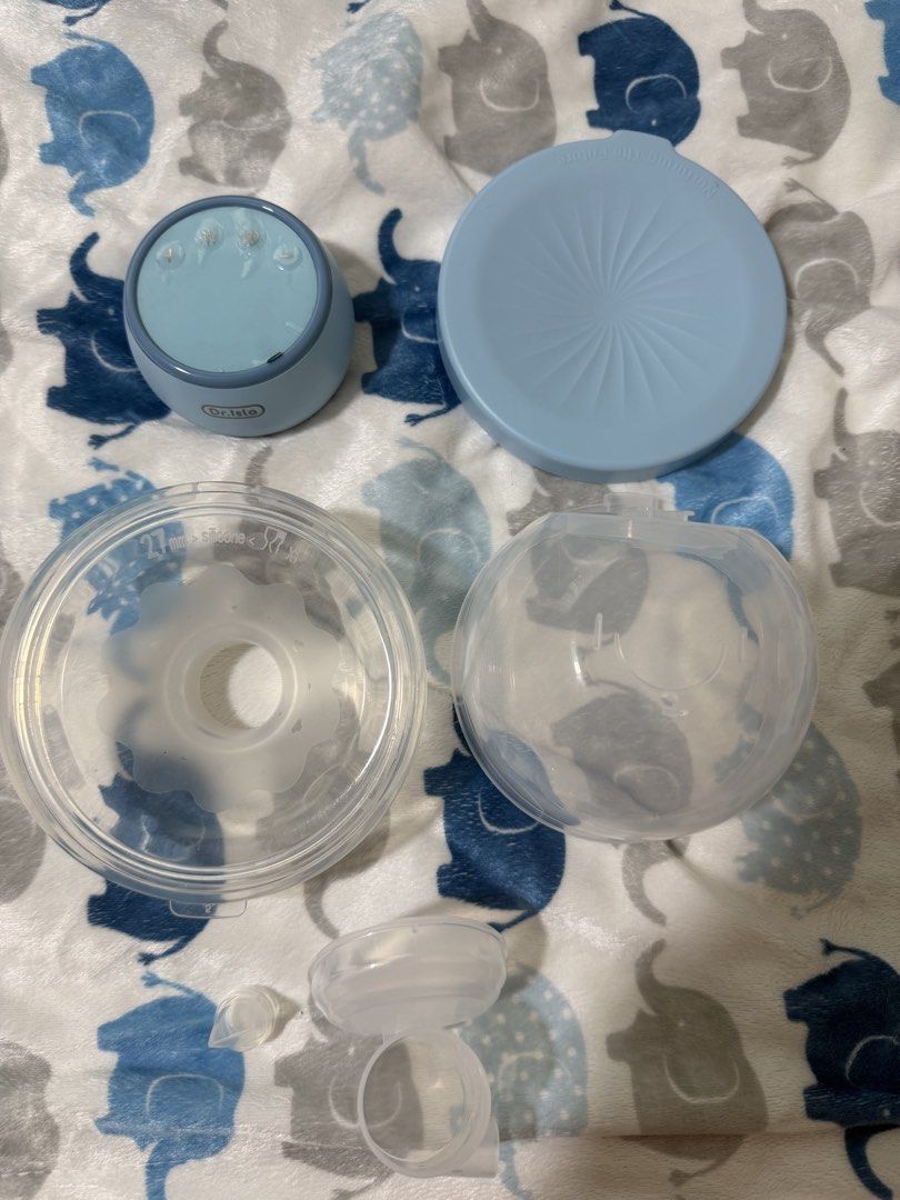 Dr. Isla Electric Breast Pump EB30 (Category: Breastfeeding & Bottle Feeding) located in Lipa City. Submitted by abbyjahzest (Listing ID 1422800794, Image 3). Description: With missing part, yung diaphragm po. Steal price if you need po ng spare parts lang..
