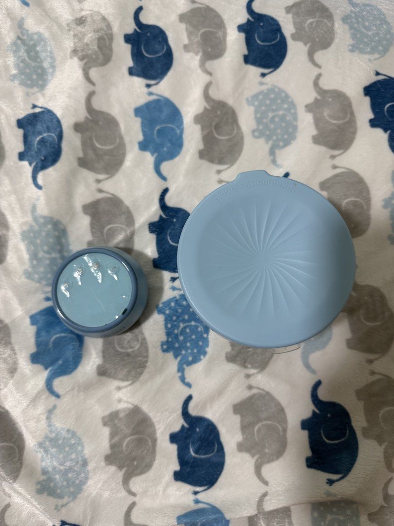 Dr. Isla Electric Breast Pump EB30 (Category: Breastfeeding & Bottle Feeding) located in Lipa City. Submitted by abbyjahzest (Listing ID 1422800794, Image 2). Description: With missing part, yung diaphragm po. Steal price if you need po ng spare parts lang..
