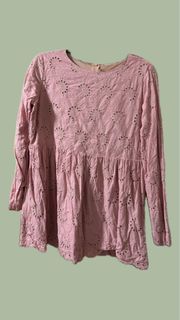 (Category: ) located in . Submitted by clothesareallithinkabt (Listing ID 1422857331, Image 1). Description: .