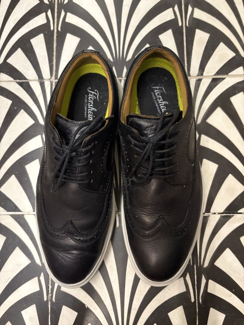 Florsheim Dash Wingtip Oxford Sneakers (Category: Casual Shoes) located in Makati City. Submitted by harekrisha (Listing ID 1422883590, Image 2). Description: These are my husband’s Florsheim Dash Wingtip Oxford sneakers in black, combining a traditional brogued leather upper with a lightweight athletic sole for a polished yet comfortable look. Just needs cleaning because it’s been in storage but it’s still very presentable. Purchased from Amazon