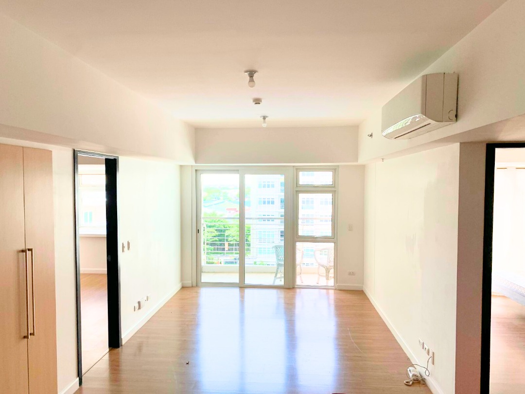 (Category: ) located in . Submitted by thatsbrokerraven (Listing ID 1422824905, Image 1). Description: .