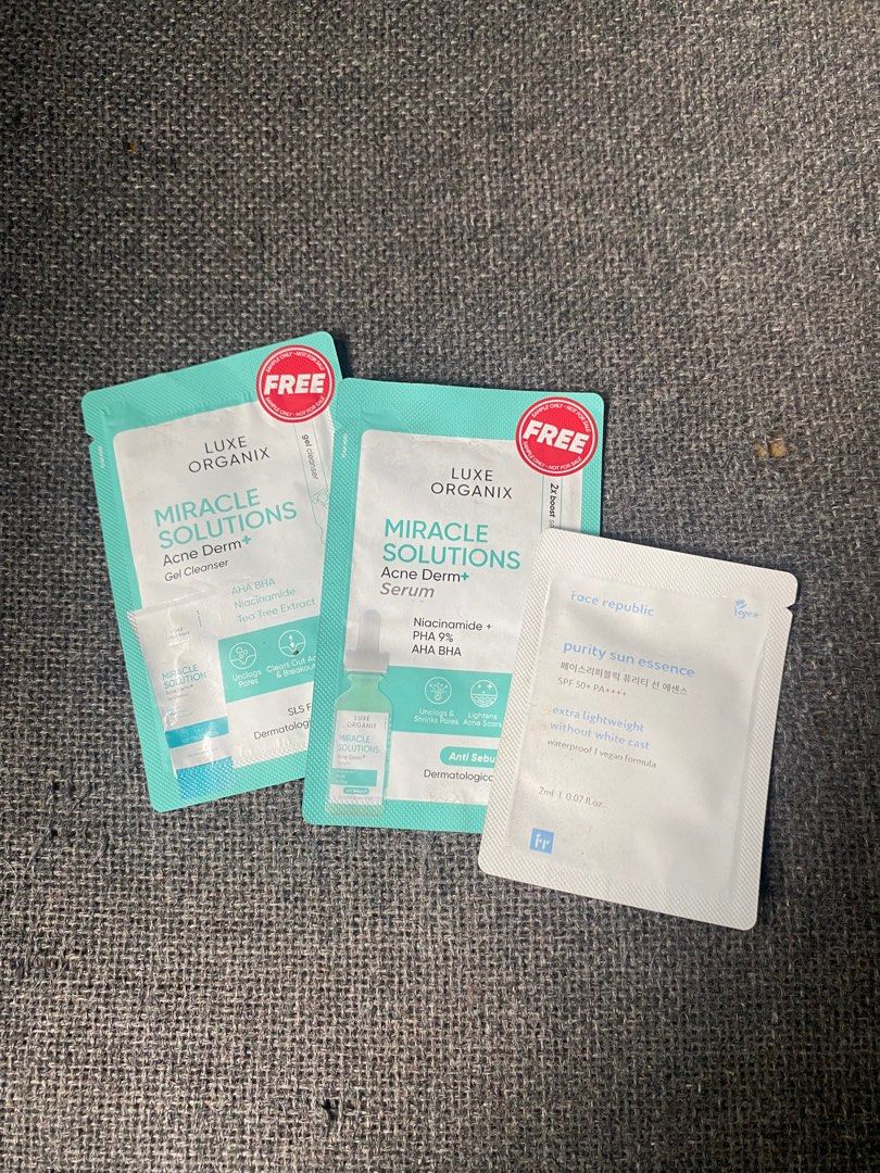 FREEBIE SAMPLES (Face Republic, Luxe Organix) (Category: Face Care) located in Rizal. Submitted by declutteravie (Listing ID 1422759397, Image 1). Description: SAMPLES (Face Republic, Luxe Organix) — free with every makeup purchase.