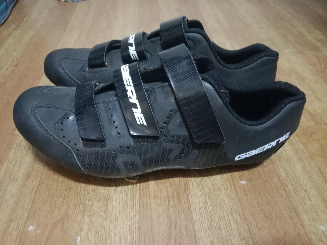 Gaerne Cycling Shoes - Black (Category: Other Sports Equipment and Supplies) located in Manila. Submitted by zildjaniba50749 (Listing ID 1422851796, Image 2). Description: - Gaerne cycling shoes - Size 43 - Secure fit with three velcro straps - Cleat mounting system - Perfect for cycling.