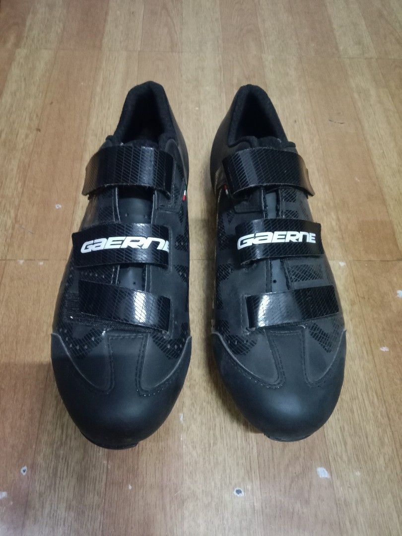 Gaerne Cycling Shoes - Black (Category: Other Sports Equipment and Supplies) located in Manila. Submitted by zildjaniba50749 (Listing ID 1422851796, Image 1). Description: - Gaerne cycling shoes - Size 43 - Secure fit with three velcro straps - Cleat mounting system - Perfect for cycling.