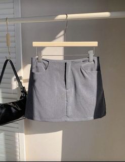 (Category: ) located in . Submitted by pcabcloset (Listing ID 1422878424, Image 1). Description: .