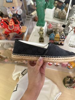(Category: ) located in . Submitted by bag_aholics (Listing ID 1422738572, Image 1). Description: .
