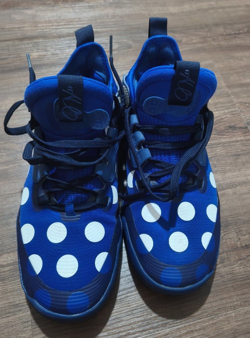 Harden Vol 5 (Category: Sneakers) located in Manila. Submitted by cyclestuff (Listing ID 1422885606, Image 1). Description: Harden Vol 5 Few times used Size 7.5-8 US Men Check photo to appreciate Last price posted Available until it is posted.