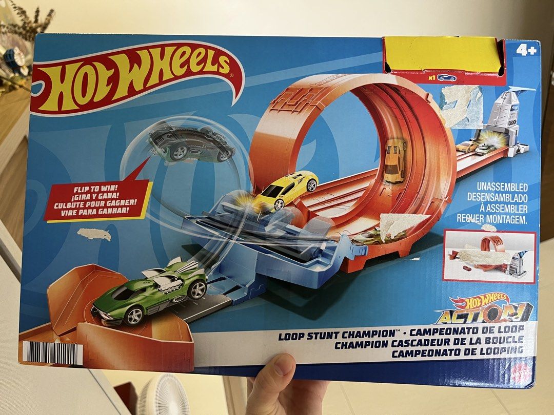 Hot Wheels Loop Stunt Champion Track Set, Hobbies & Toys, Toys & Games ...