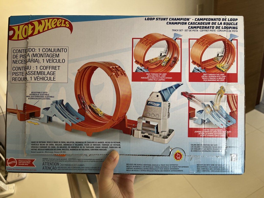 Hot Wheels Loop Stunt Champion Track Set, Hobbies & Toys, Toys & Games ...