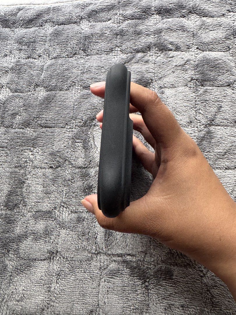 iPhone 16 Pro Casetify Ripple case (Category: Cases & Sleeves) located in Paranaque City. Submitted by mat.chalatte (Listing ID 1422838211, Image 3). Description: .