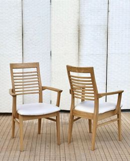 (Category: ) located in . Submitted by FurnitureGallery (Listing ID 1422802151, Image 1). Description: .