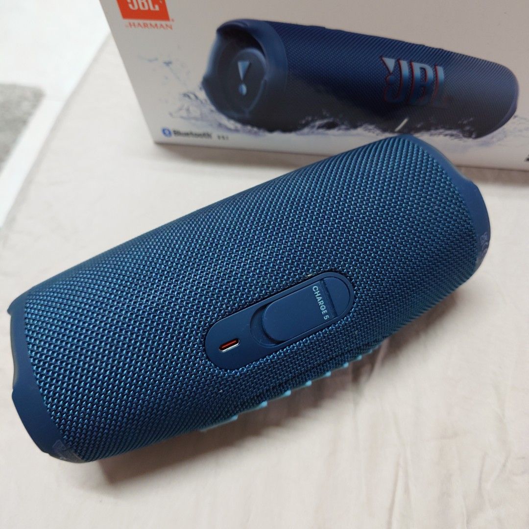 JBL Charge 5 Bluetooth Speaker - Blue65671937111043114