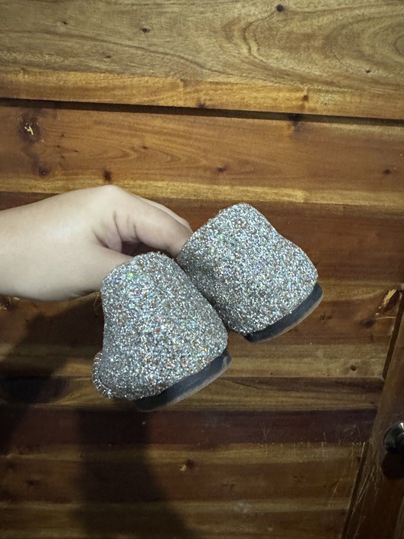 Jimmy Choo Glitter Flats - Size 39 (Category: Flats & Sandals) located in Tacloban City. Submitted by tabzkiegee (Listing ID 1422785673, Image 3). Description: - Jimmy Choo flats - Size 39 - Glitter finish - Pointed toe - Embellished straps - Minimal wear on soles - Perfect for special occasions - No inclusions.