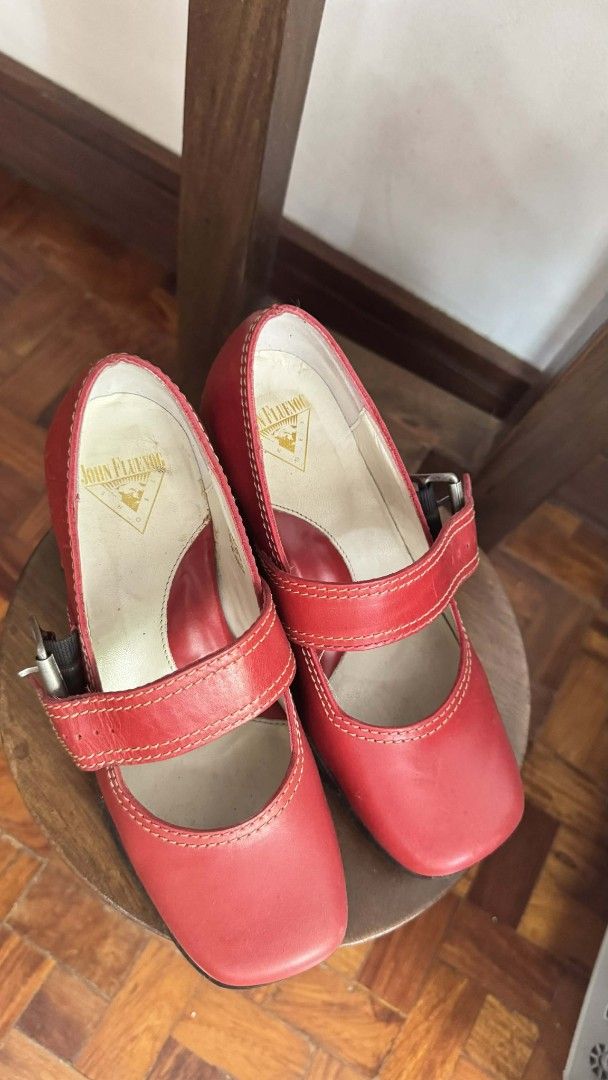 John Fluevog - Mary Jane Shoes Last of its Kind (Category: Flats & Sandals) located in Mandaluyong City. Submitted by sweetangel.21 (Listing ID 1422774717, Image 2). Description: - Together Hi Benatar -Discontinued Design at Size 6 -Red Mary Jane shoes - Square toe design - Strap closure - Small heel - Leather material - Gold logo inside.