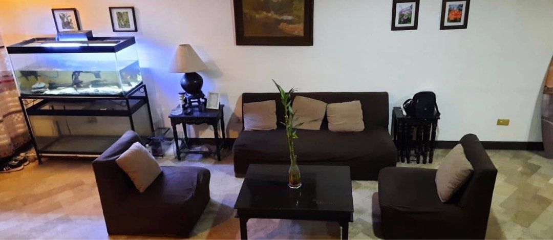 Kapitolyo Townhouse (Category: Townhouse) located in Taguig. Submitted by brokerhanstaneo_09178038728 (Listing ID 1422740267, Image 3). Description: KAPITOLYO townhouse La 74 sqm Fa 205 sqm 2sty plus basement, 3BR 3tb maids+tb 1cg (plus 1carport along common driveway). P22.5M w/ rental income until Jun 2026. Note: inner unit w/ common driveway.