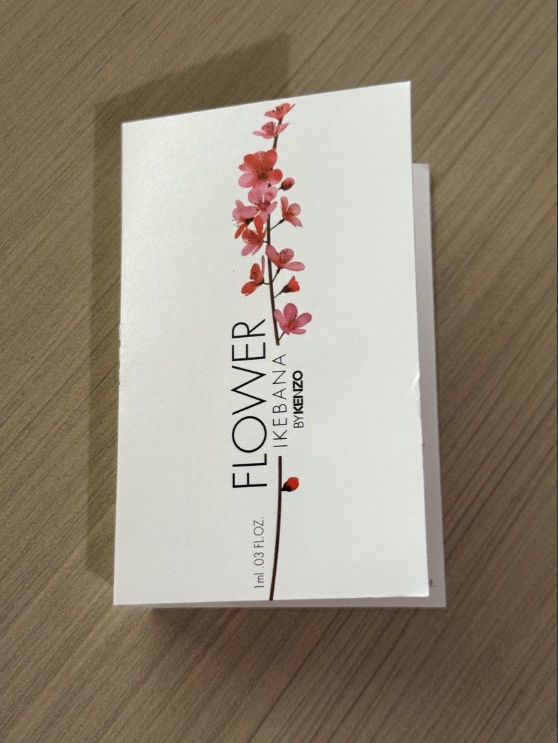 Kenzo Flower Ikebana Eau de Parfum in 1ml (Category: Fragrance & Deodorants) located in Quezon City. Submitted by bitsnbobs21 (Listing ID 1422902268, Image 3). Description: - Kenzo Flower Ikebana Eau de Parfum sample. - 1ml vial. - Features the iconic Flower Ikebana design. - Floral and woody fragrance. - Sample size but Original. Perfect for trying the scent before committing to the full-size bottle. *Please do not purchase if you have any doubt