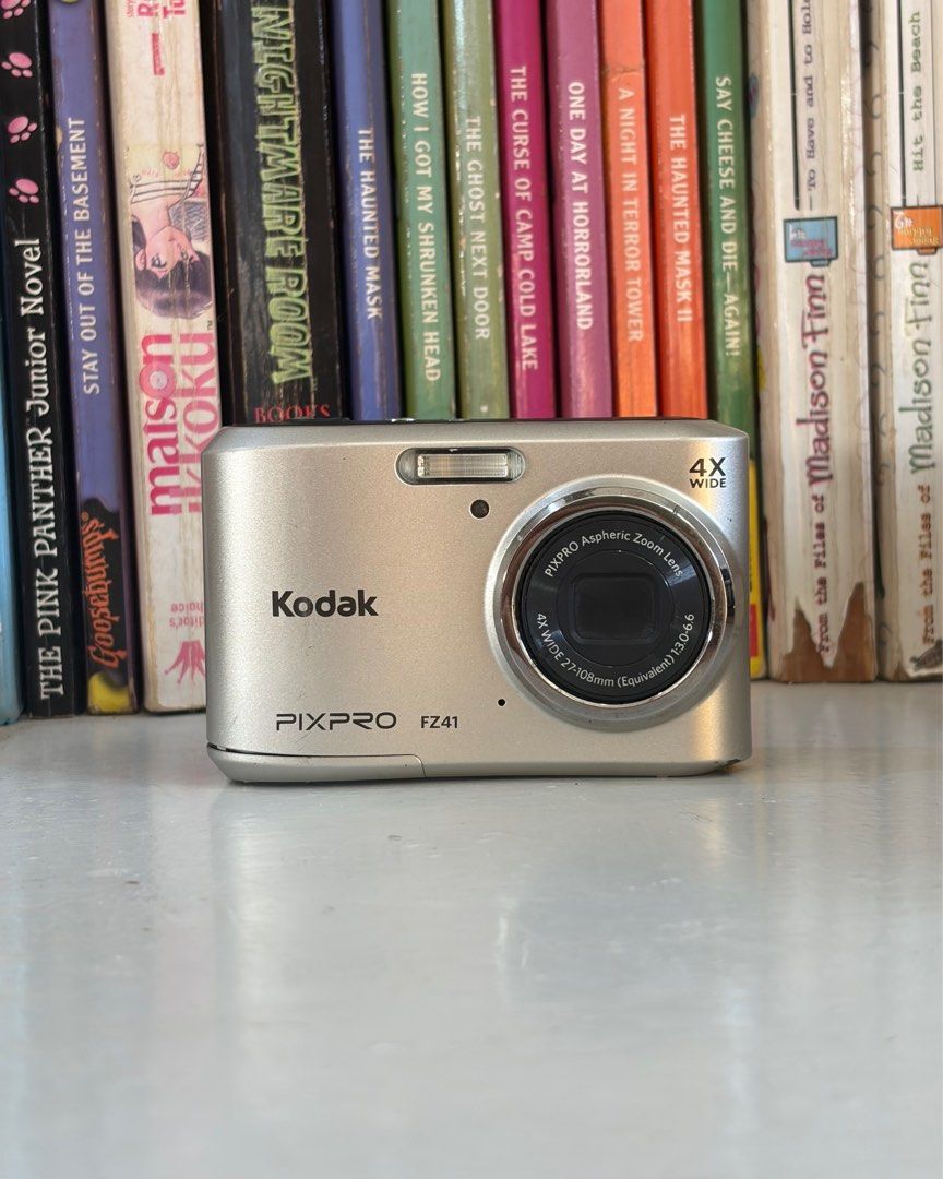 Kodak PIXPRO FZ41 (Category: Cameras) located in Los Banos. Submitted by spaceforsnaps (Listing ID 1422794990, Image 1). Description: Kodak PixPro FZ41 in Gold ≫ ₱3599 ♡ no functional issue! one vv light dust when zoomed and signs of usage on batt door (slightly open but still closable) specs: ≫ body: 8/10 (small crack on batt door) ≫ 16 MP CCD sensor ≫ 4x optical zoom (27–108mm equivalent) ≫ ISO 80–1600 ≫ f/3.0–6.6 ≫ uses SD / SDHC ≫ video: 720p