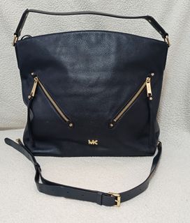 (Category: ) located in . Submitted by sossythrift (Listing ID 1422788632, Image 1). Description: .