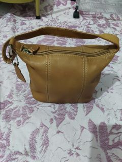 (Kategori: ) berada di . Dikirim oleh mystuffgallery (ID iklan 1422786575, Gambar 1). Deskripsi: .
