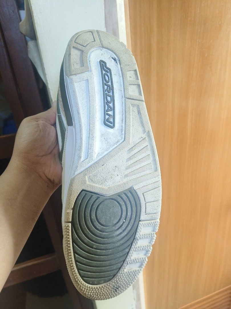 Nike Jordan Legacy 312 Low PSG (Category: Sneakers) located in Caloocan City. Submitted by trailglxy12 (Listing ID 1422794724, Image 3). Description: NIKE JORDAN LEGACY 312 LOW PSG RFS over 1yr ng di nagamit. Need funds slightly nego. .