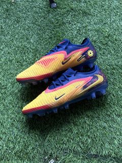 (Category: ) located in . Submitted by zzfootylocker (Listing ID 1422800185, Image 1). Description: .