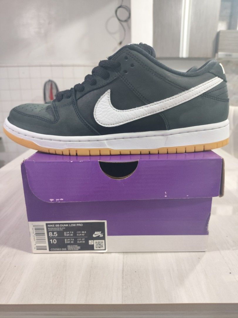 Nike SB Dunk Low Pro size 8.5 (Category: Sneakers) located in Antipolo. Submitted by grimmpool28 (Listing ID 1422753490, Image 1). Description: Nike SB Dunk Low Pro Size 8.5US Men With box Original/Authentic/Legit Used 2 times 9.9/10 excellent condition 5000 plus shipping fee Antipolo loc.