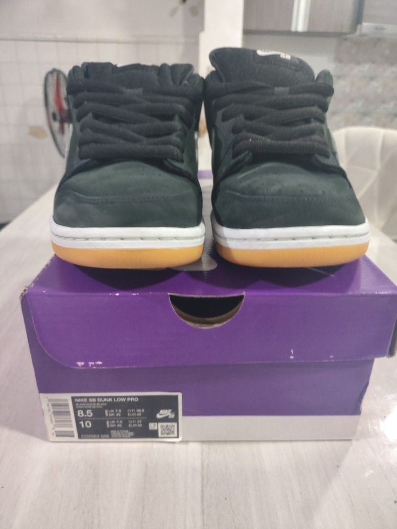 Nike SB Dunk Low Pro size 8.5 (Category: Sneakers) located in Antipolo. Submitted by grimmpool28 (Listing ID 1422753490, Image 3). Description: Nike SB Dunk Low Pro Size 8.5US Men With box Original/Authentic/Legit Used 2 times 9.9/10 excellent condition 5000 plus shipping fee Antipolo loc.